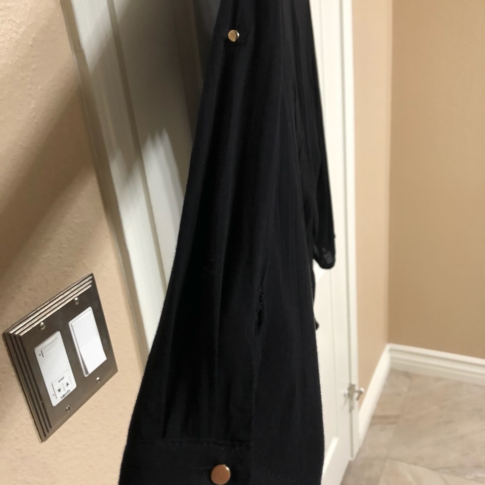 Zara Basic Blouse - Picture 4 of 4